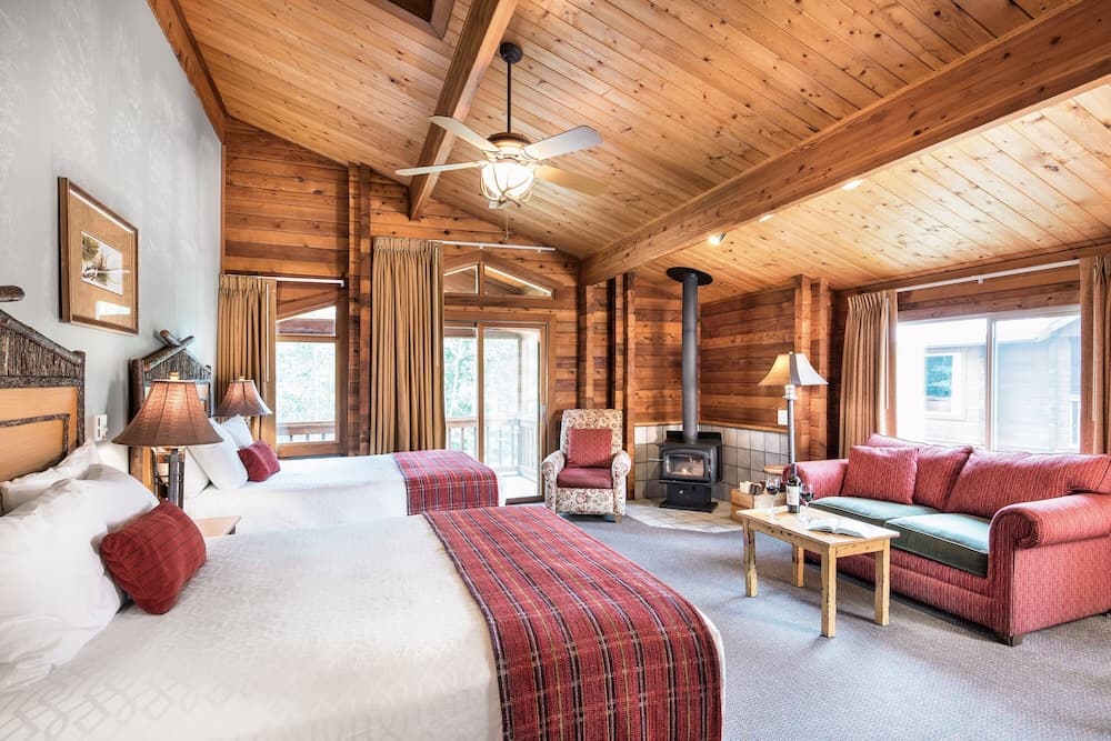 Kenai Princess Wilderness Lodge property views in Cooper Landing, AK — gallery photo 3