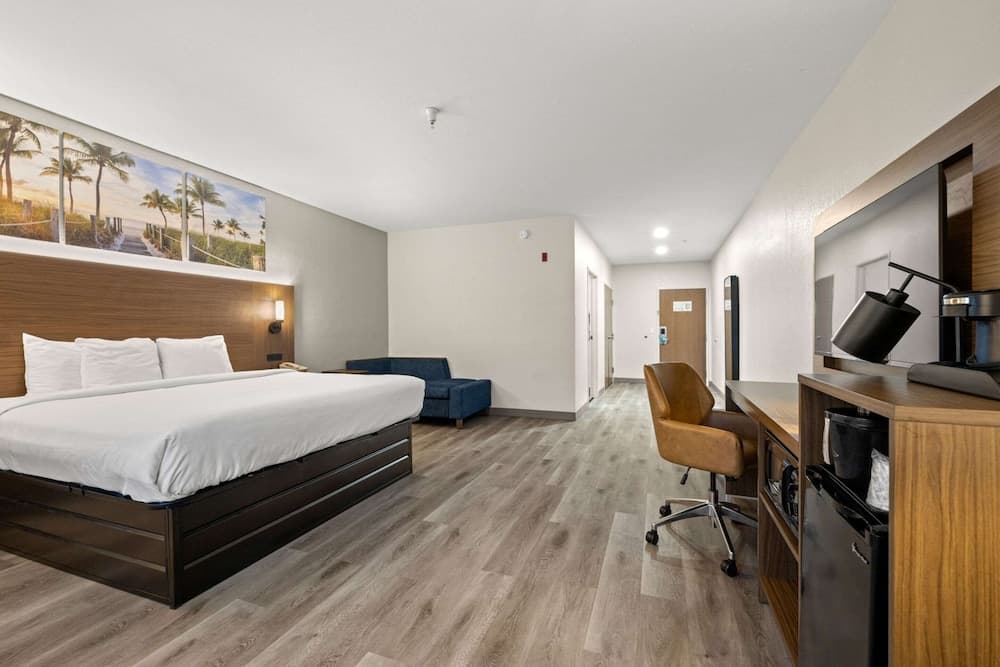 Clarion Pointe Lakeland I-4 gallery photo in Lakeland, FL — image 11