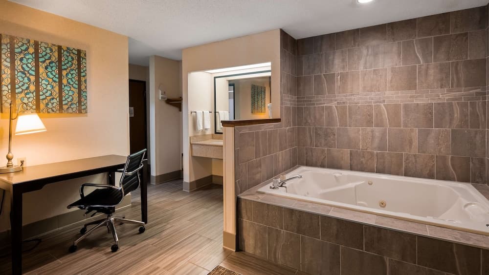SureStay by Best Western Grove City gallery photo in Grove City, PA — image 26