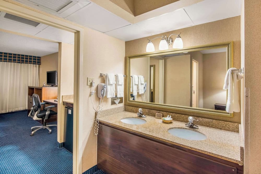 Clarion Inn Grand Junction gallery photo in Grand Junction, CO — image 17