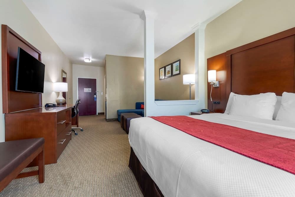 Comfort Suites Copperas Cove gallery photo in Copperas Cove, TX — image 17