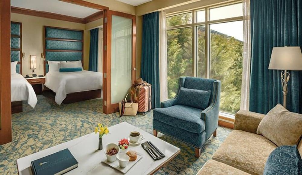 The Lodge at Turning Stone Resort Casino property views in Verona — gallery photo 3