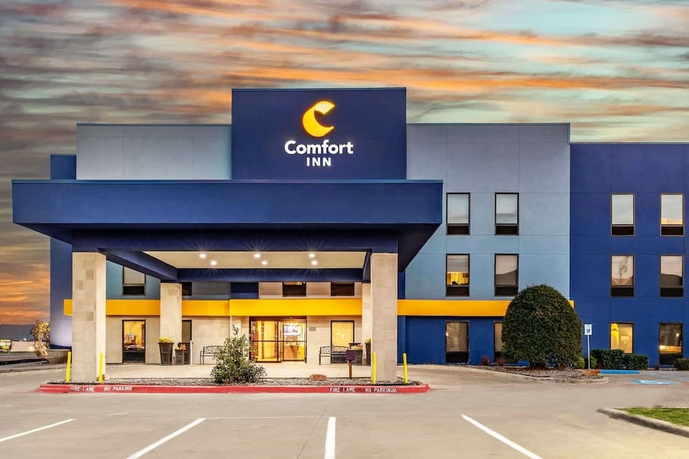 Comfort Inn - Weatherford featured exterior or lobby in Weatherford, TX — similar hotel