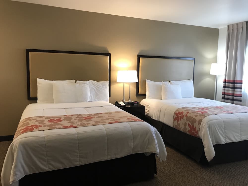Hawthorn Suites by Wyndham Victorville gallery photo in Victorville, CA — image 21