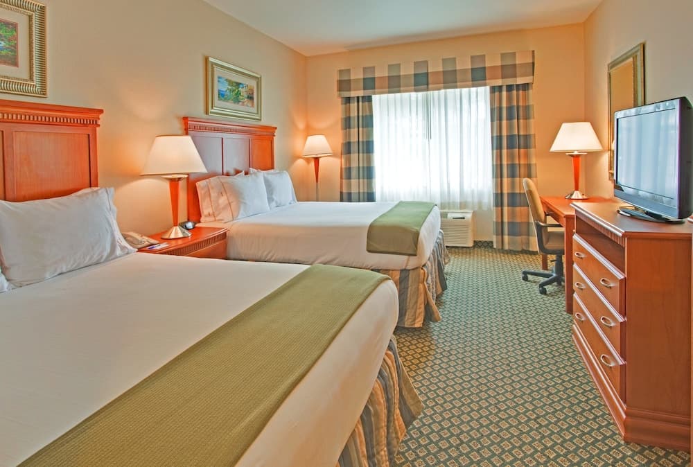 City Express By Marriott Rancho Cucamonga gallery photo in Rancho Cucamonga, CA — image 12