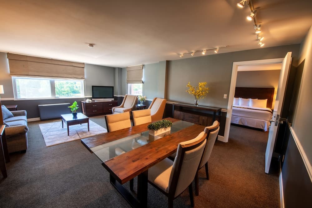 Iowa House Hotel gallery photo in Iowa City, IA — image 33