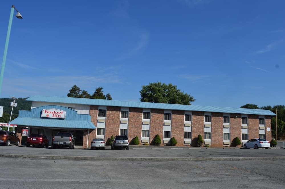 Budget Inn of Claypool Hill — hotel in Pounding Mill, Virginia