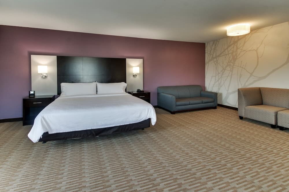 Holiday Inn Express Cheektowaga North East by IHG gallery photo in Buffalo, NY — image 27