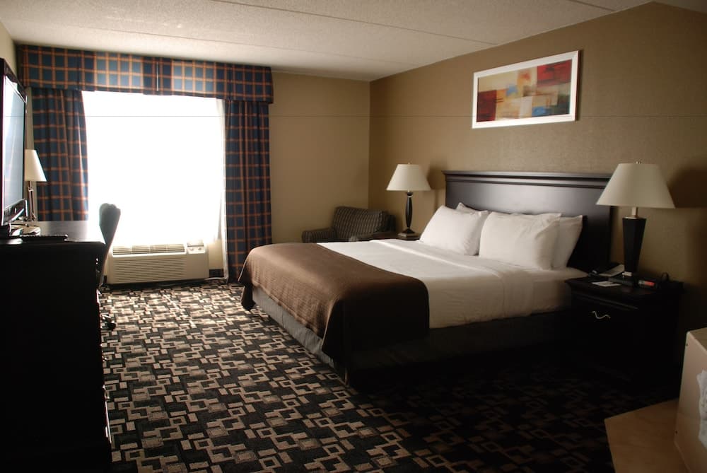 The Plaza Hotel & Suites Winona gallery photo in Winona, MN — image 25
