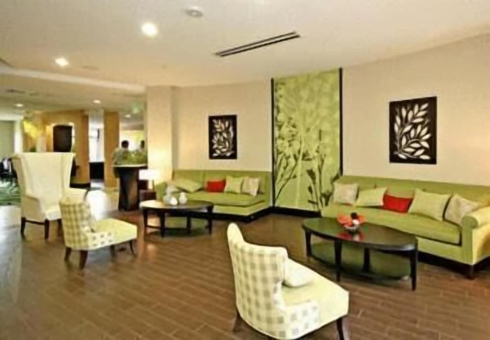 Fairfield Inn & Suites by Marriott Elkin Jonesville interior in Elkin, NC — gallery photo 2