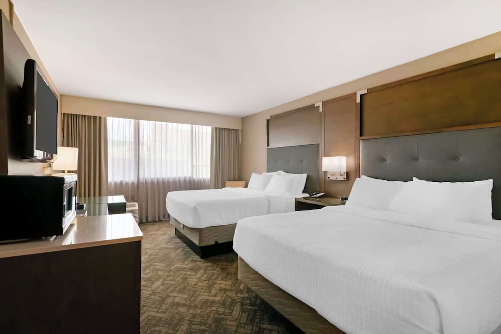 Best Western Plus Kansas City Sports Complex Hotel gallery photo in Kansas City, MO — image 26