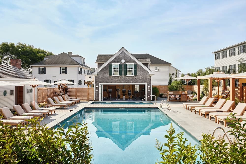 Faraway Martha's Vineyard featured exterior or lobby in Edgartown — similar hotel