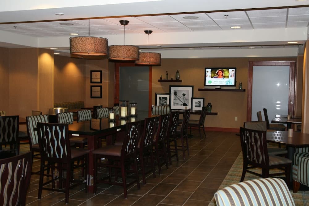 Hampton Inn Las Vegas North Speedway gallery photo in North Las Vegas, NV — image 23