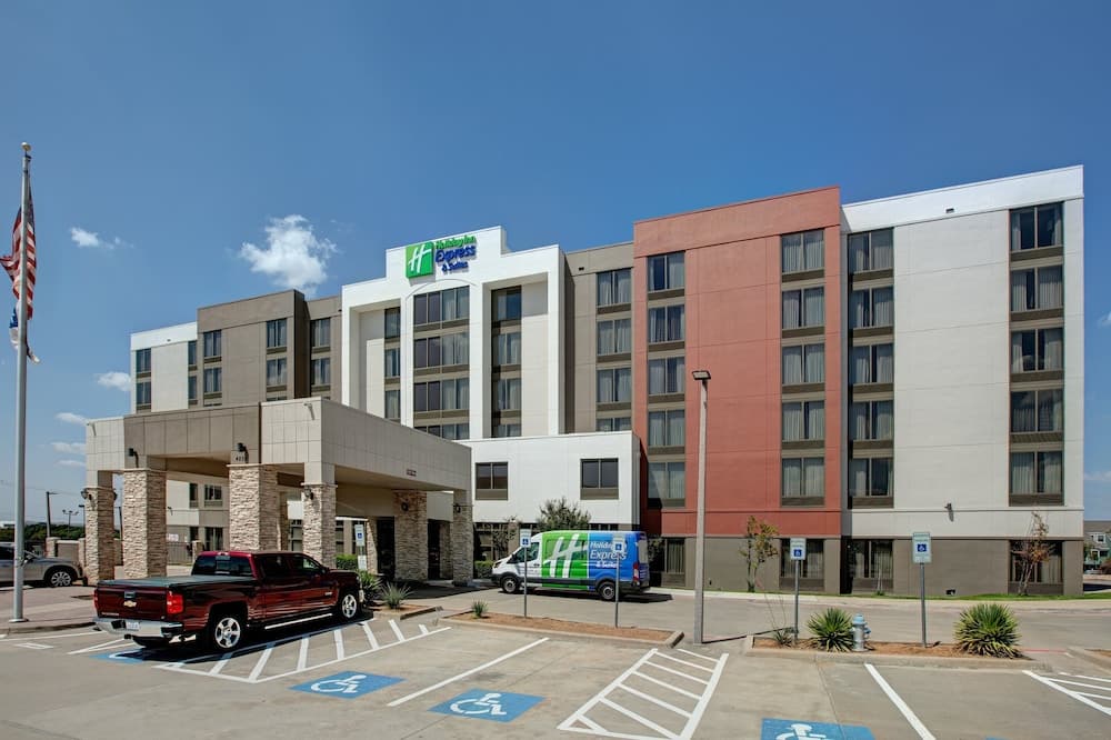 Holiday Inn Express Hotel & Suites DFW Airport South by IHG featured exterior or lobby in Irving, TX — similar hotel