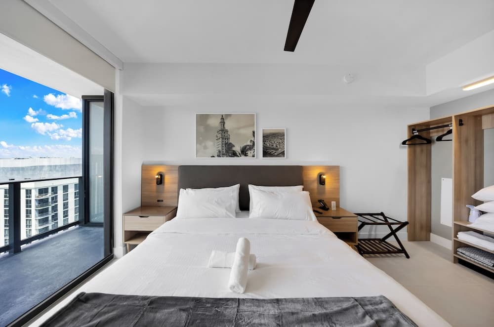 Skyline Retreat Chic 1-BR with City View featured exterior or lobby in Miami, FL — similar hotel