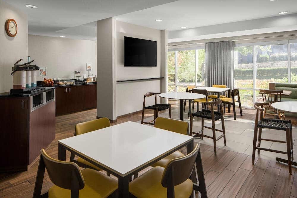 Fairfield Inn & Suites by Marriott Beaverton gallery photo in Beaverton, OR — image 23