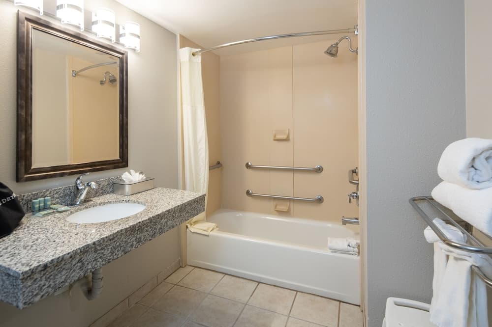 Best Western Inn & Suites San Mateo - San Francisco Airport gallery photo in San Mateo, CA — image 26