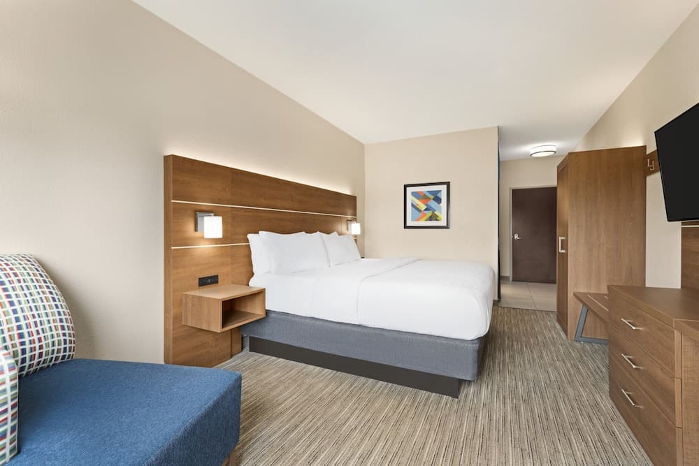 Holiday Inn Express & Suites Akron Regional Airport Area by IHG gallery photo in Akron, OH — image 20