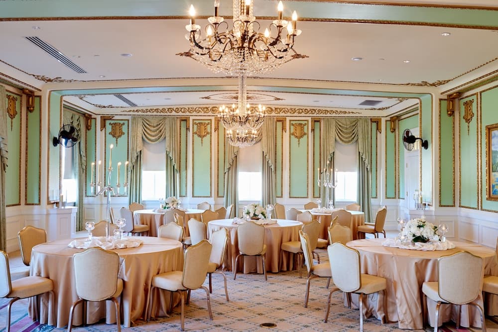 Hotel Settles interior in Big Spring, TX — gallery photo 2