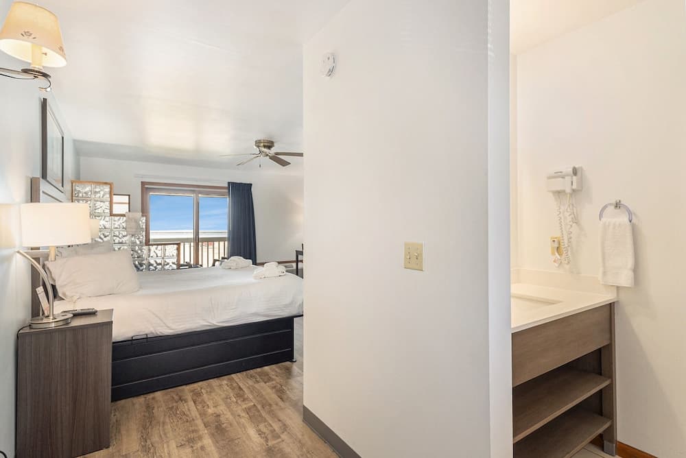 Snyder's Shoreline Inn gallery photo in Ludington, MI — image 132