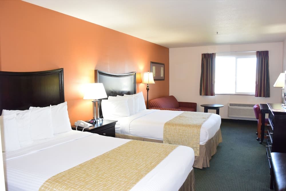 Travelodge Suites by Wyndham Newberg gallery photo in Newberg, OR — image 134