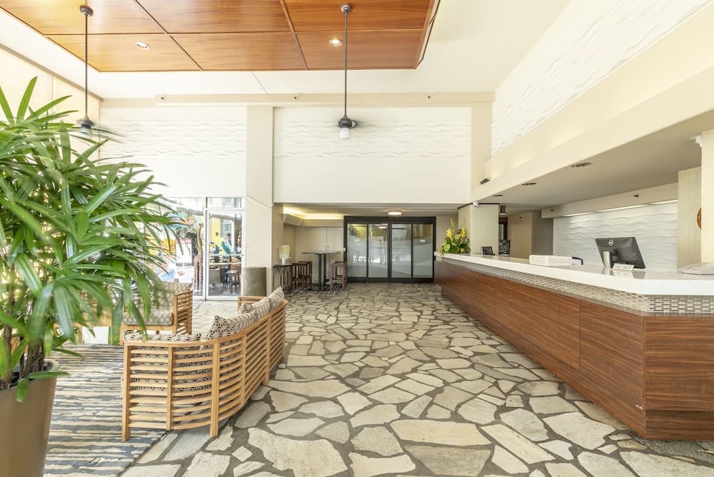 Pacific Monarch Hotel property views in Honolulu, HI — gallery photo 3
