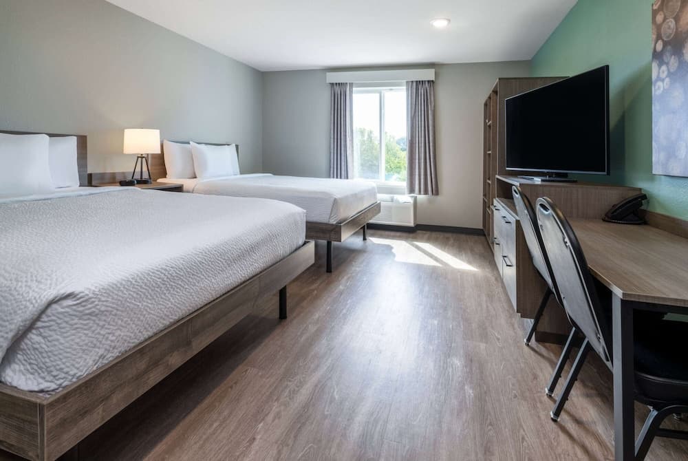 Echo Suites Extended Stay By Wyndham Johnson City Medical Cr interior in Johnson City, TN — gallery photo 2