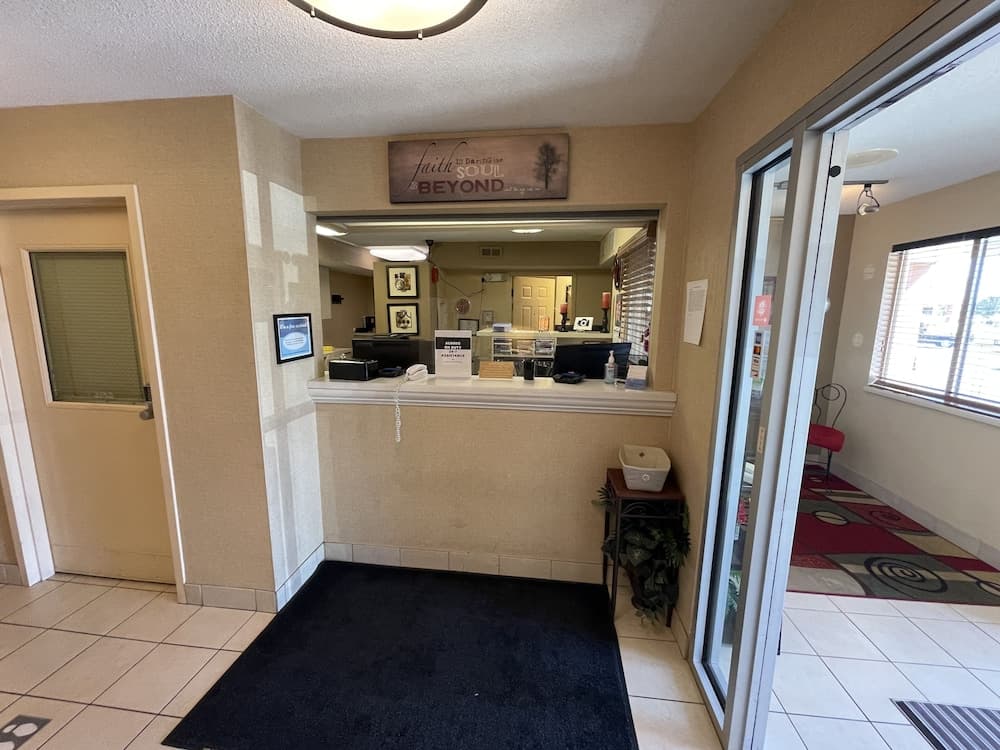 MainStay Suites Wichita Northeast interior in Wichita, KS — gallery photo 2