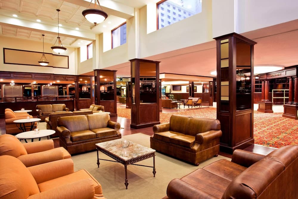 Sheraton Greensboro at Four Seasons interior in Greensboro, NC — gallery photo 2