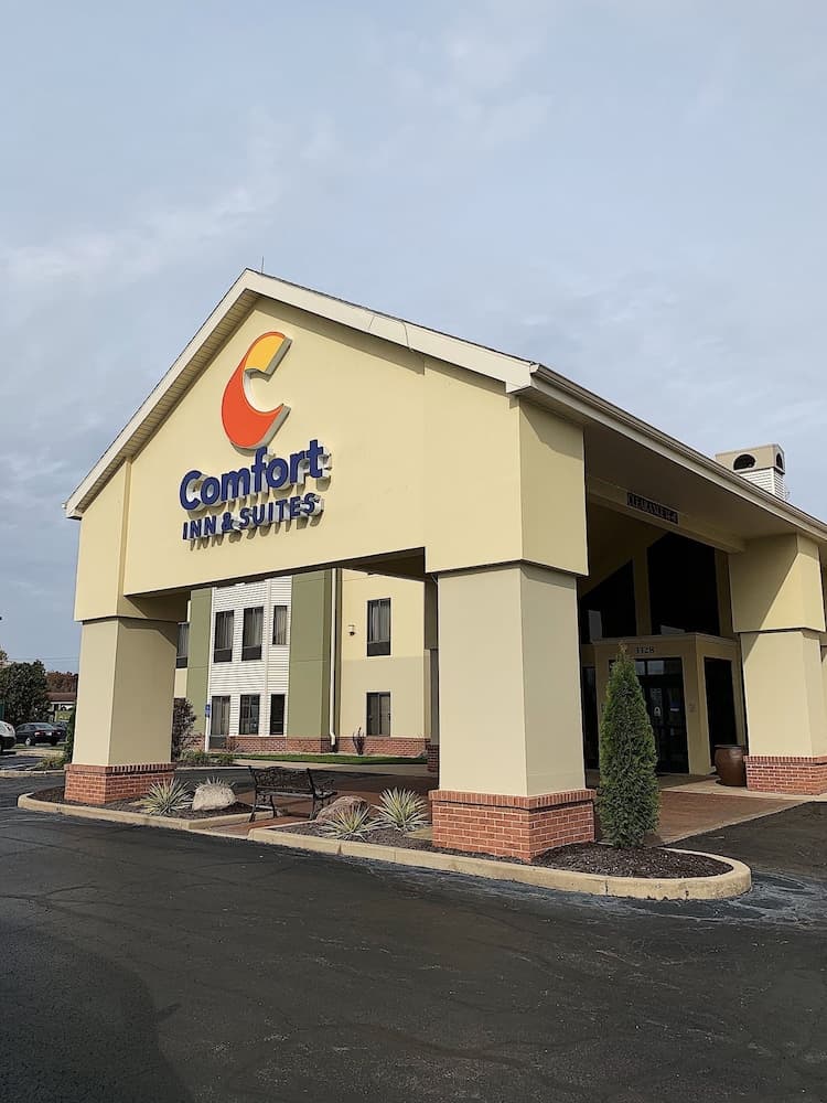 Comfort Inn & Suites Warsaw near US-30 — hotel in Warsaw, Indiana