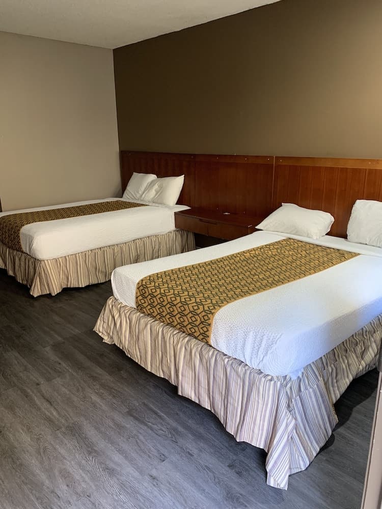 Circle Inn Motel gallery photo in Jurupa Valley, CA — image 19