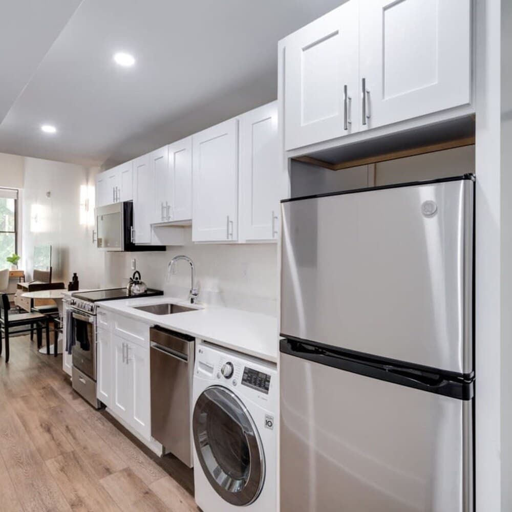 Sosuite 1BR Loft w Park View, W/d, Gym, Lounge interior in Philadelphia, PA — gallery photo 2