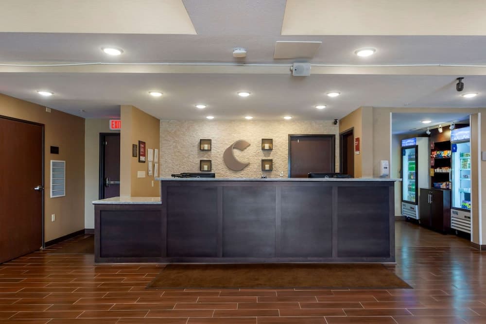Comfort Suites La Vista - Omaha interior in La Vista, NE — gallery photo 2