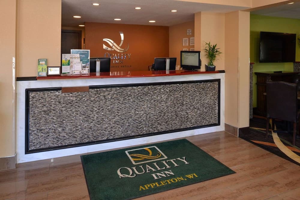 Quality Inn Appleton West property views in Appleton, WI — gallery photo 3