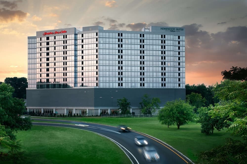 Homewood Suites by Hilton Teaneck Glenpointe gallery photo in Teaneck — image 6