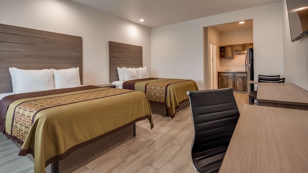 SureStay by Best Western Baytown property views in Baytown, TX — gallery photo 3