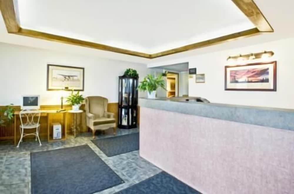 Home Suites featured exterior or lobby in Thief River Falls, MN — similar hotel