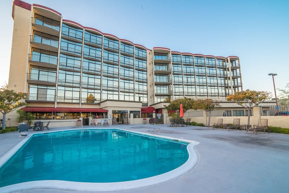 Oakland Airport Executive Hotel gallery photo in Oakland, CA — image 15