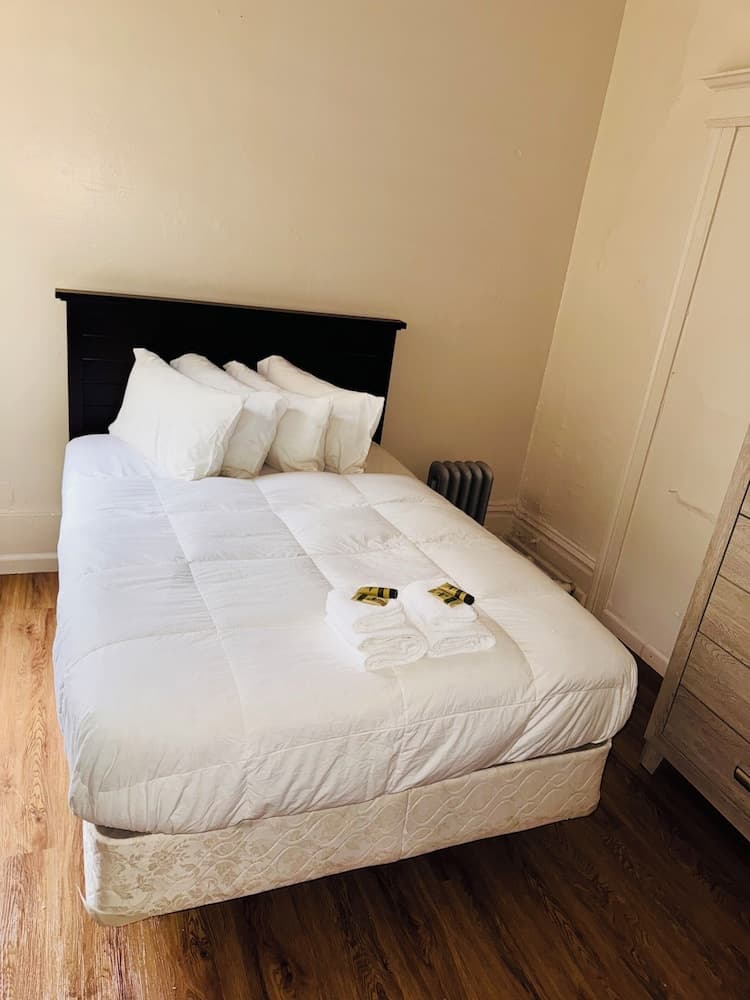 Riviera hotel property views in San Francisco, CA — gallery photo 3