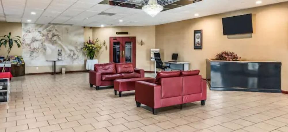 Red Carpet Inn Hazleton featured exterior or lobby in Hazleton, PA — similar hotel