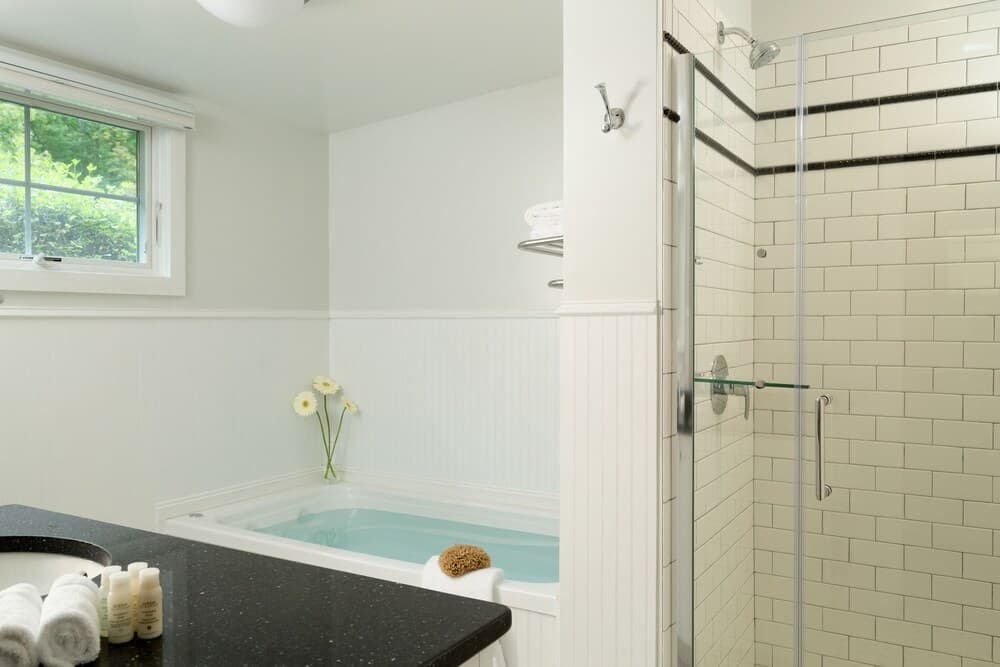 The Woodstock Inn on the Millstream gallery photo in Woodstock, NY — image 34
