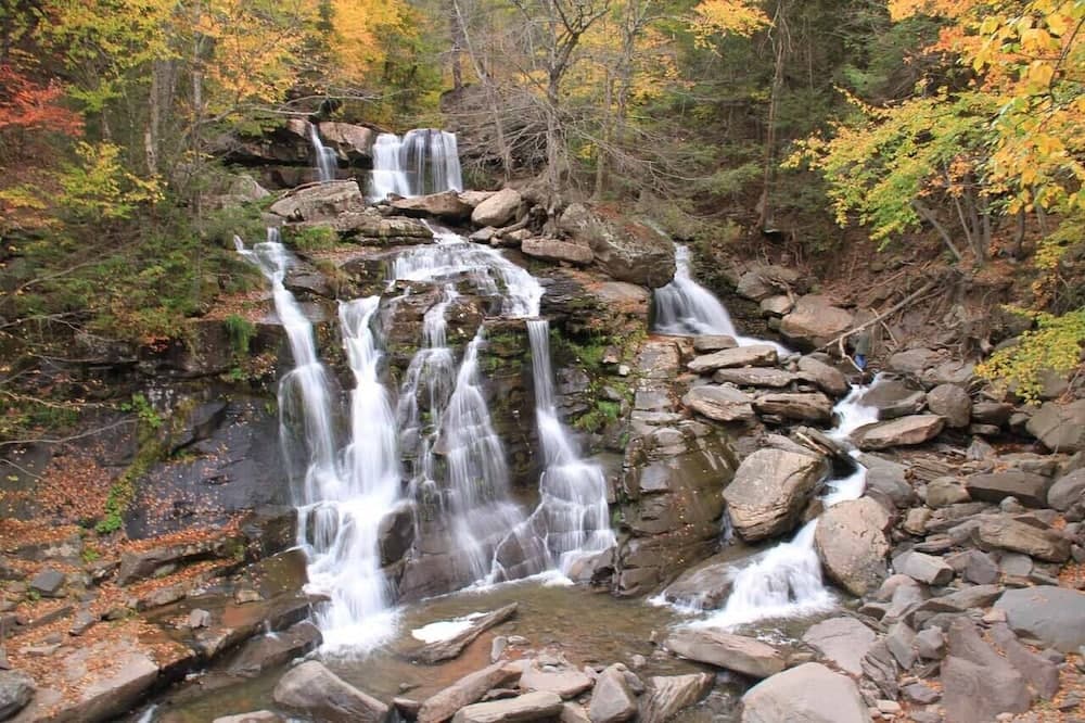 Melour Resort gallery photo in Tannersville, NY — image 35