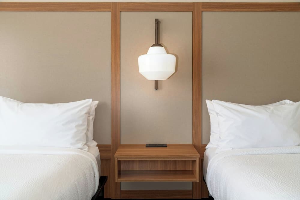 Fairfield Inn & Suites By Marriott Norfolk interior in Norfolk, NE — gallery photo 2