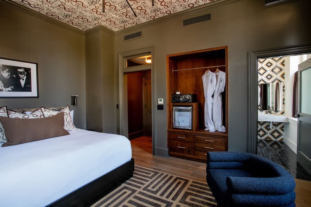 The Bell Athens by Kasa Living gallery photo in Athens, GA — image 21