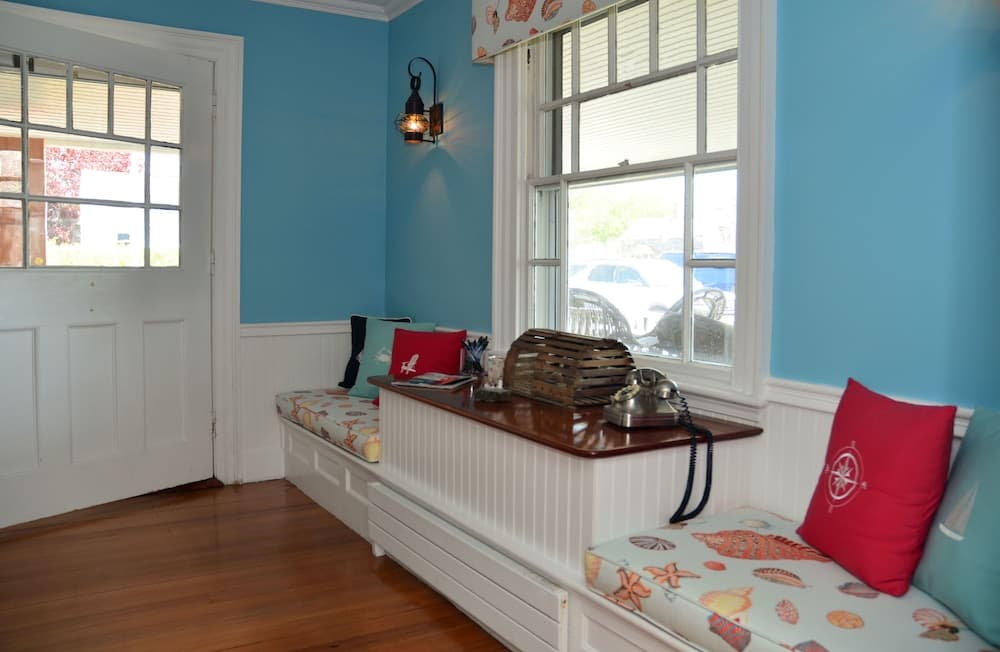 Beach Breeze Inn gallery photo in Falmouth, MA — image 94