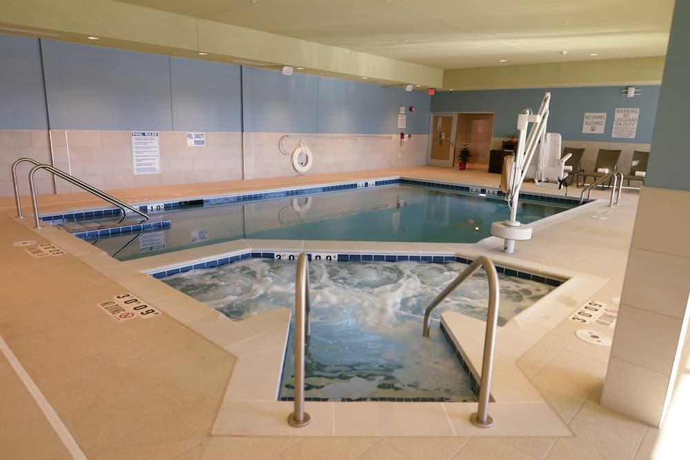 Holiday Inn Express & Suites Onalaska La Crosse Area by IHG gallery photo in Onalaska, WI — image 9