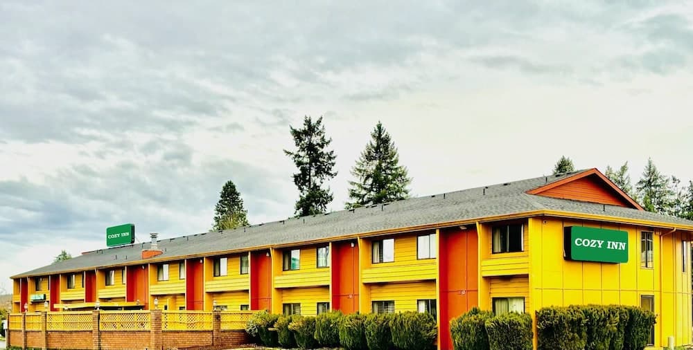 Cozy Inn gallery photo in Centralia, WA — image 7