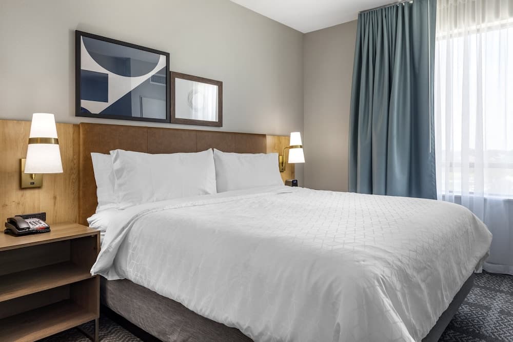 Staybridge Suites Dallas Grand Prairie by IHG gallery photo in Grand Prairie, TX — image 10