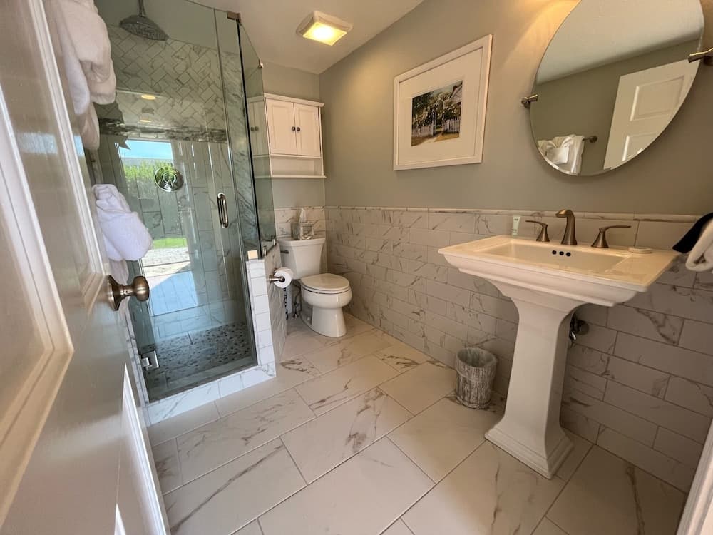 Beach Breeze Inn gallery photo in Falmouth, MA — image 37