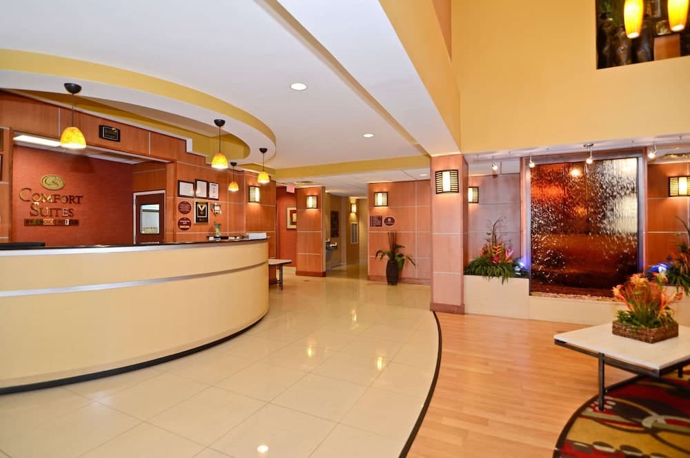 Comfort Suites property views in Panama City, FL — gallery photo 3